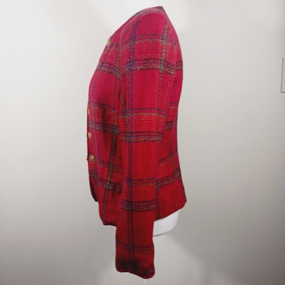 Linda Allard Ellen Tracy 8P Red Plaid Tweed Jacket Gold Buttons w/ Chain Classic - Picture 3 of 16